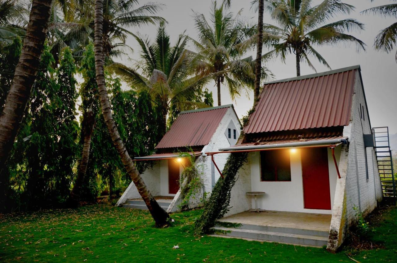 Anandvan Holiday Homes, Wai ภายนอก รูปภาพ
